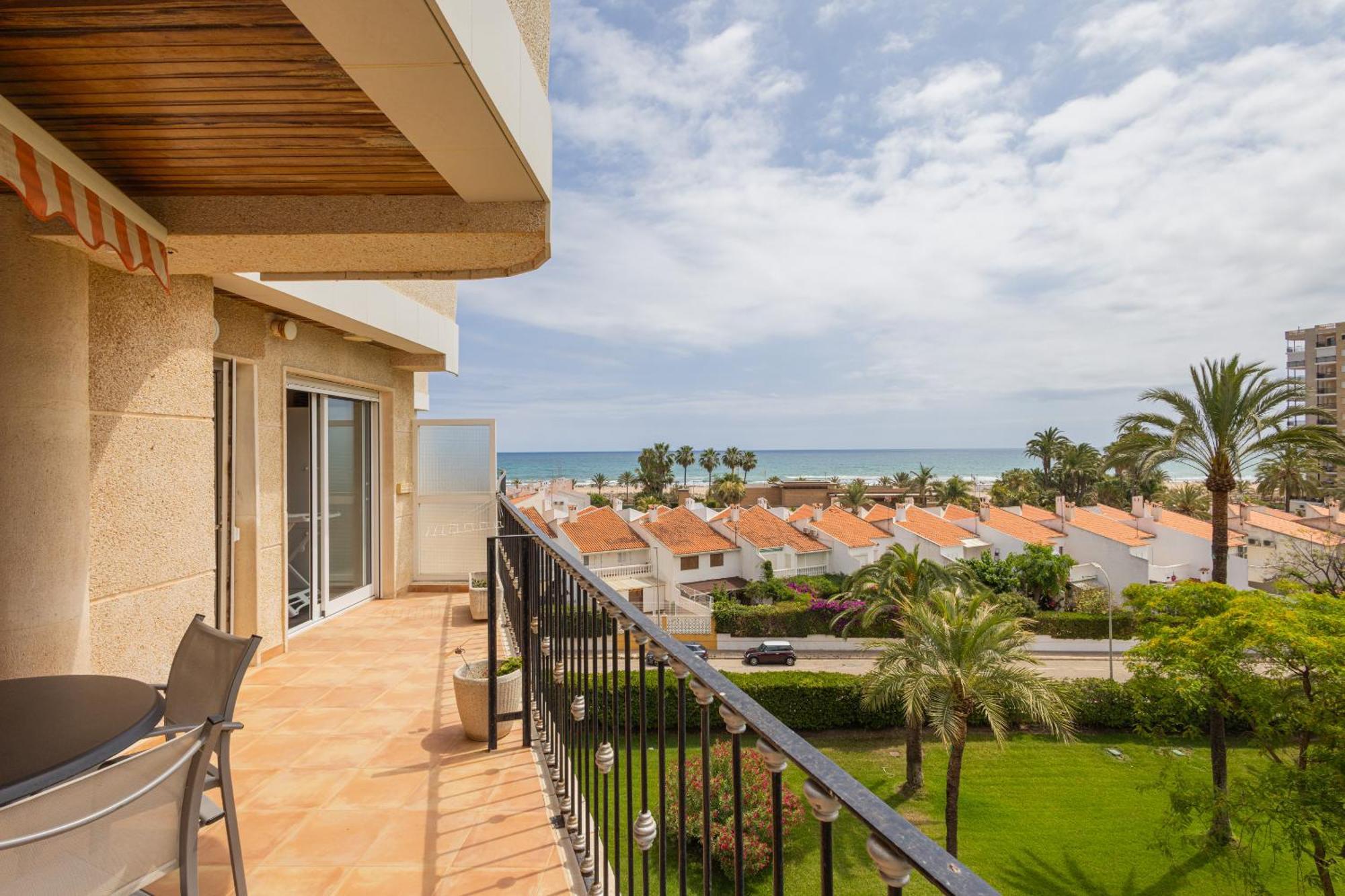 Apartamento Con Piscina Y Zonas Comunes Playa de Gandia Eksteriør bilde