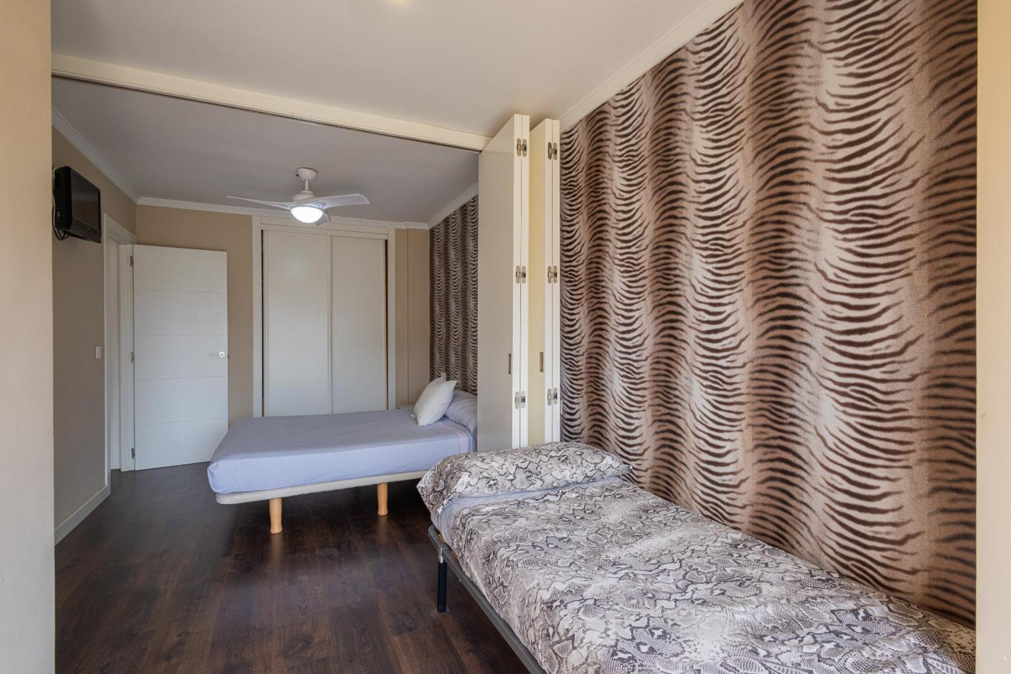 Apartamento Con Piscina Y Zonas Comunes Playa de Gandia Eksteriør bilde